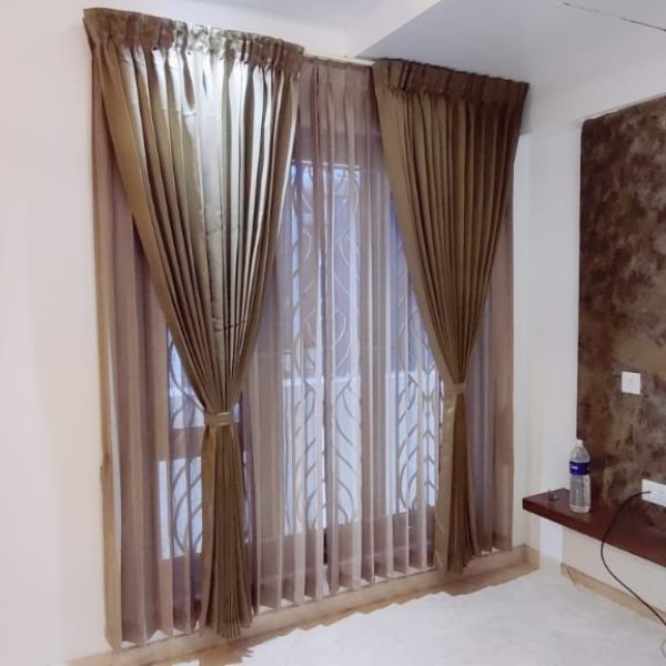 Main Curtains with sheer Curtains and double Rods