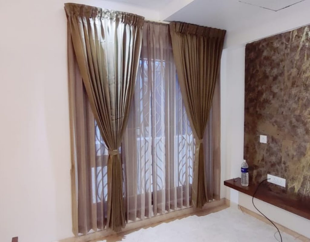 Main Curtains with sheer Curtains and double Rods