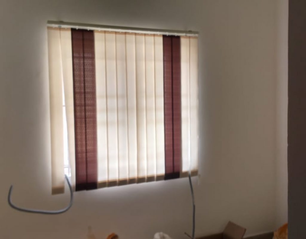 Vertical blinds